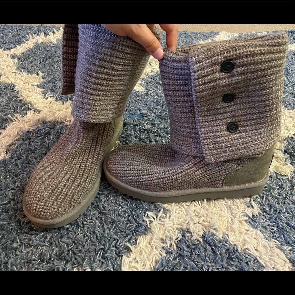 Ugg Classic Cardy boots Women’s size 9